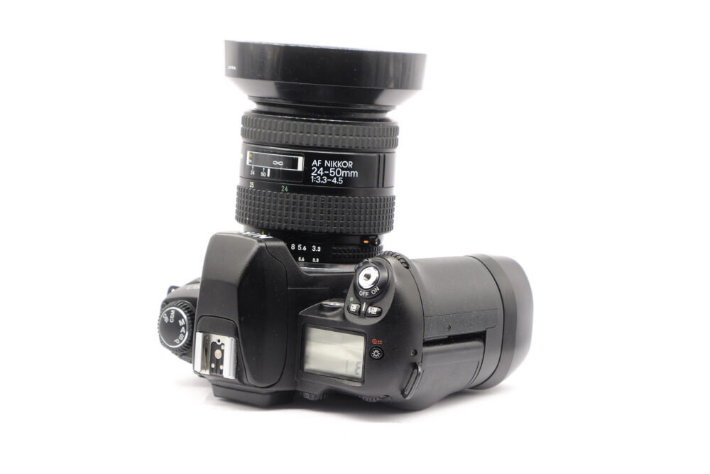 Nikon F-80 avec Winder MB-16 - 24-50mm f/3,3-4,5 – Image 3