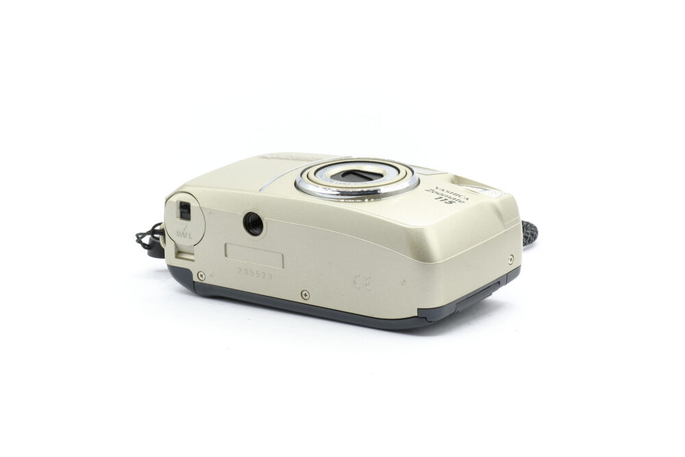 Yashica Zoomate 115 – Image 4