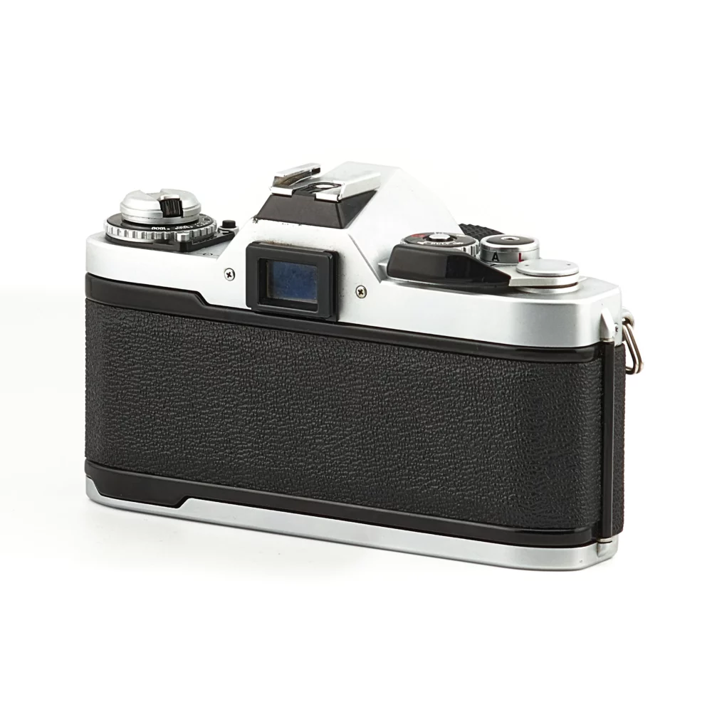 Canon AV-1 - Canon FDn 50mm f/1.4 – Image 2