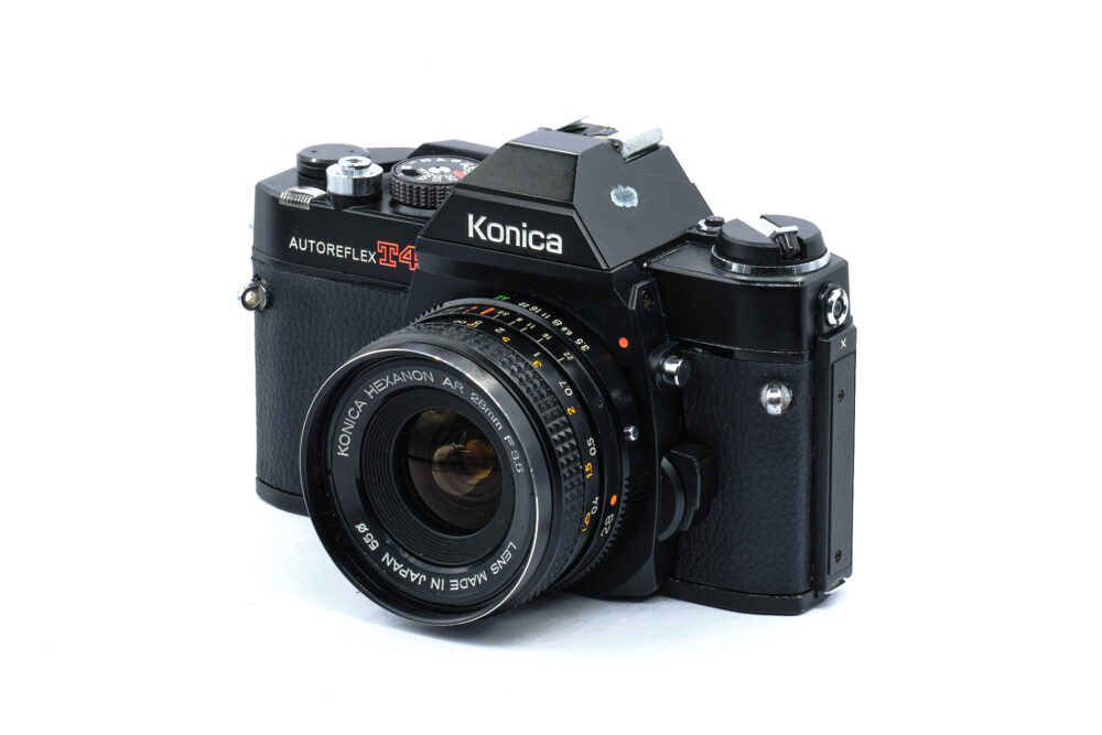 Konica T4 - Hexanon 28mm f/2.8