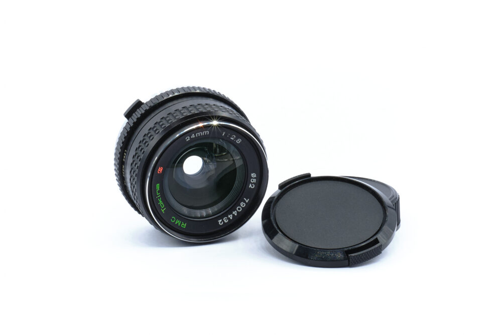 Tokina RMC 24mm f/2.8 monture OM