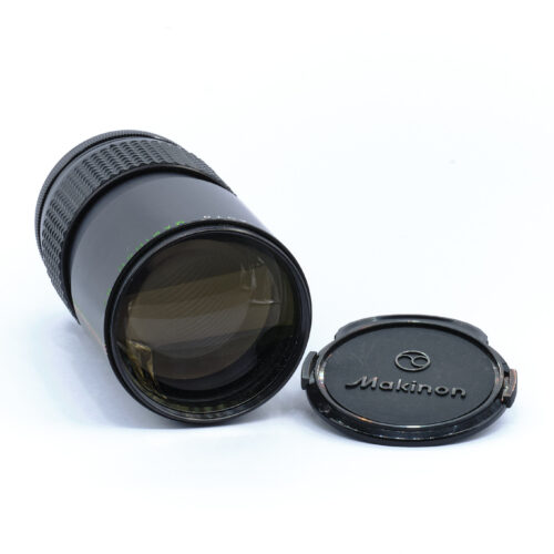 Makinon 200mm f/3.3 monture MD