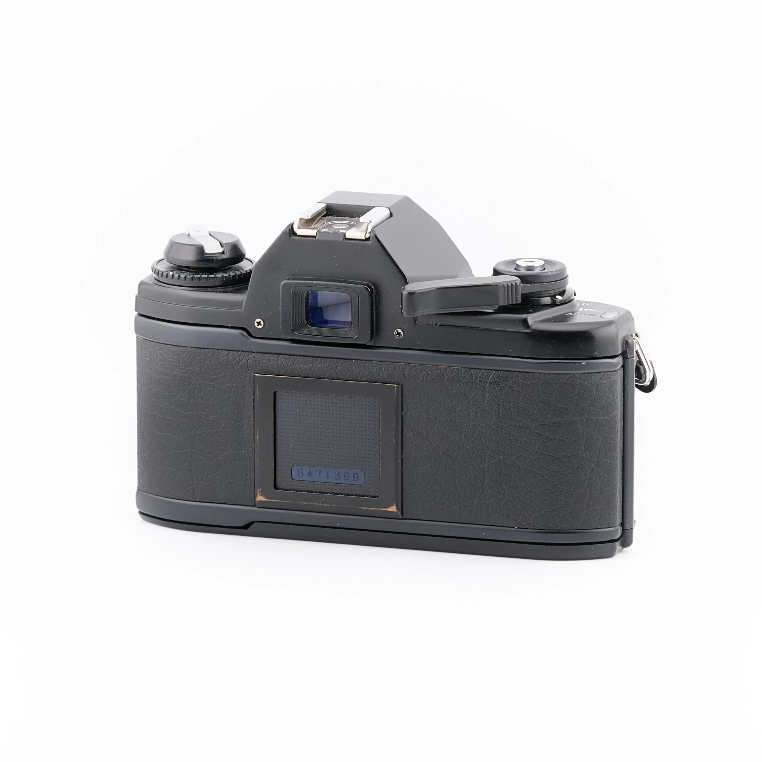 Nikon EM – Nikon Series E 50mm f/1.8 Nikon EM - Nikon Series E 50mm f/1.8 – Image 2