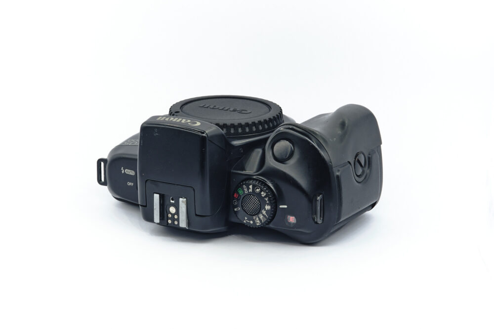 Canon EOS 700 – Image 3