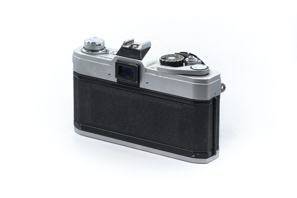 Canon FTb - Canon FD 50mm f/1.8 – Image 2