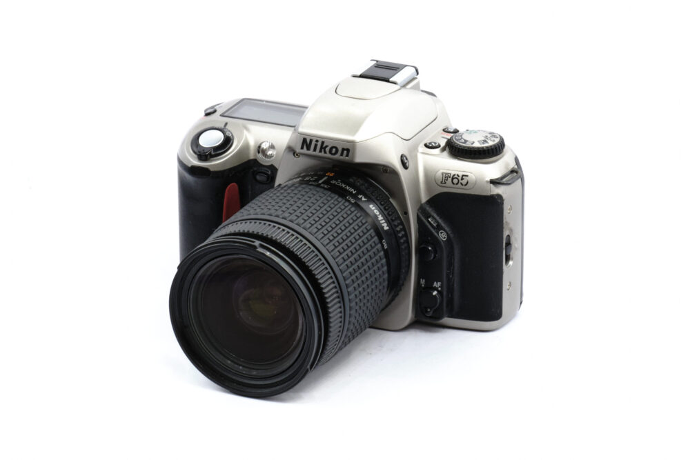 Nikon F65 - Nikkor AF-D 28-80mm f/3.5-5.6