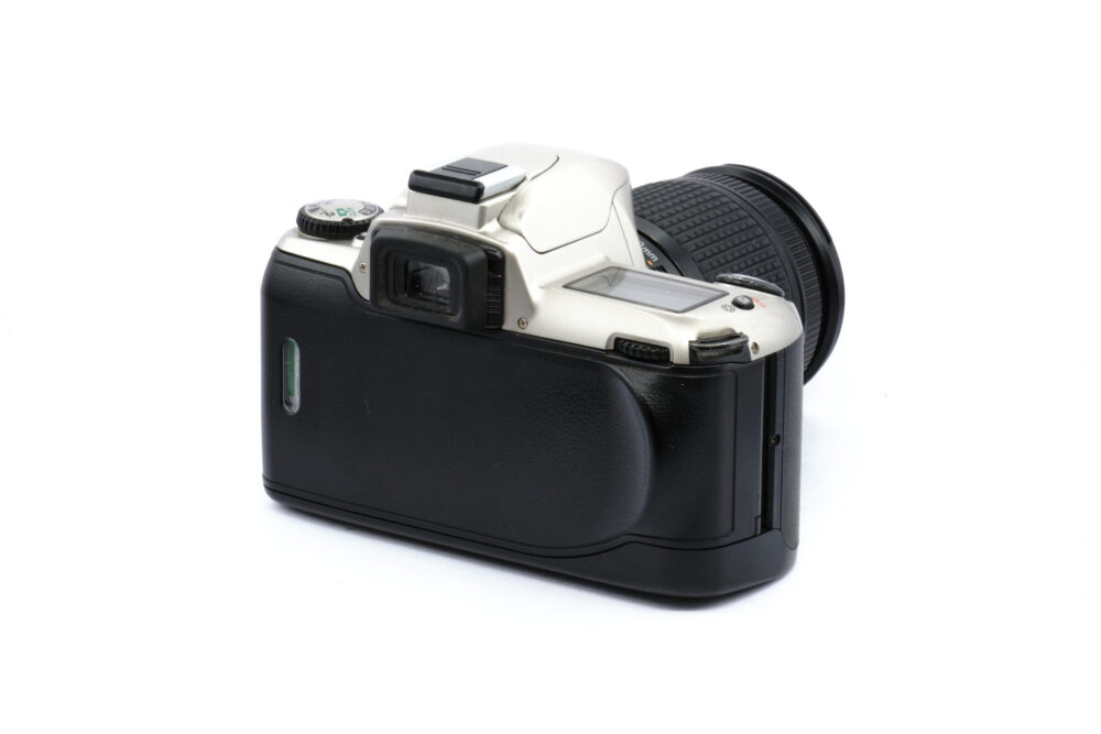 Nikon F65 - Nikkor AF-D 28-80mm f/3.5-5.6 – Image 2