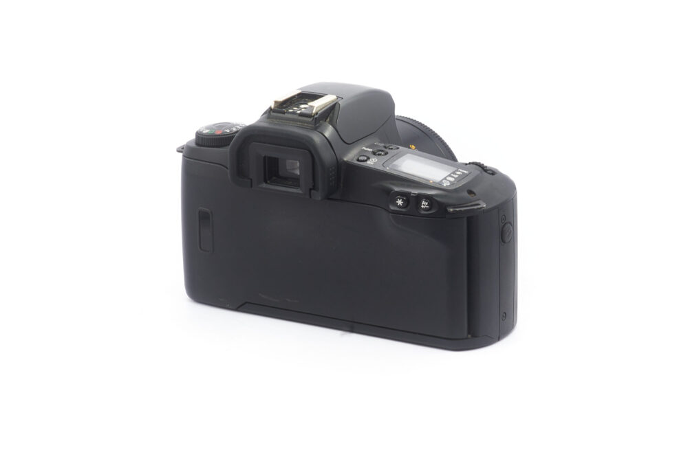 Canon EOS 500N - Canon 50mm f/1.8 II – Image 2