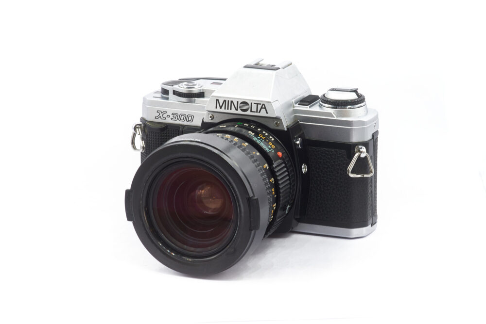 Minolta X-300 - Rokkor 35-70 f/3.5 Macro