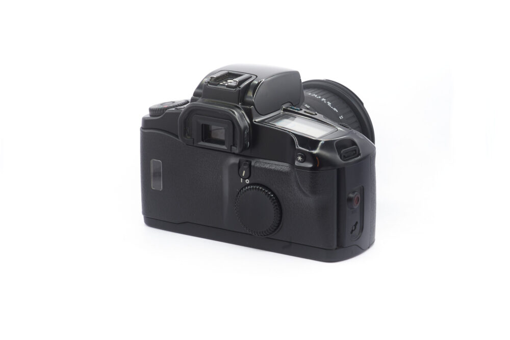 Canon EOS 100 - Sigma 28-105mm f/2.8-4 – Image 2