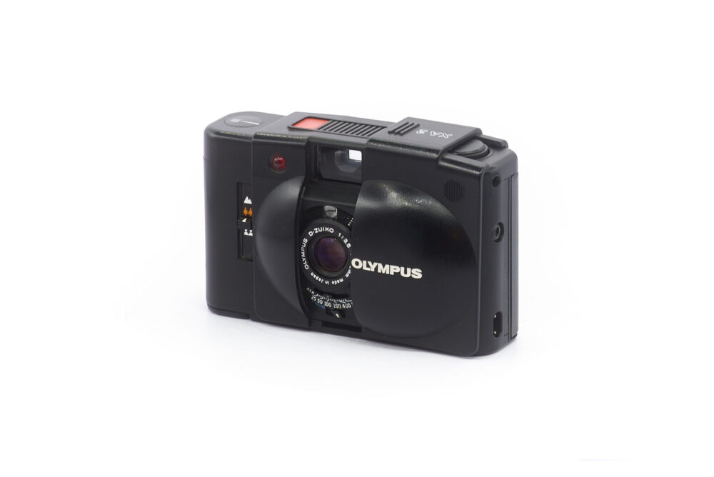 Olympus XA2