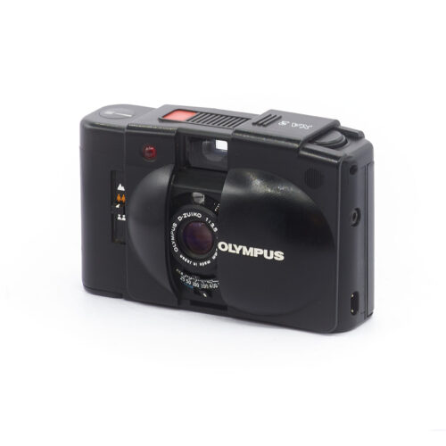 Olympus XA2