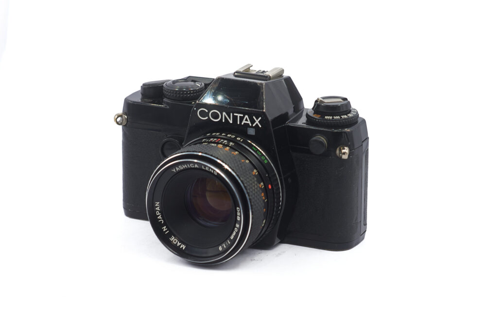 Contax 139 QUARTZ - Yashica DSB 50mm f/1.9