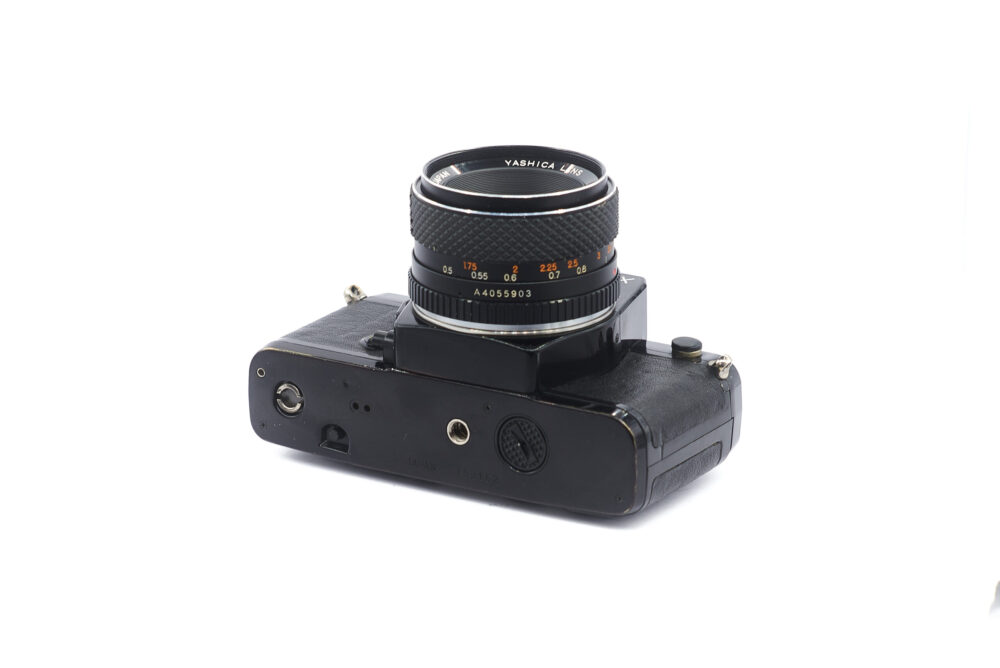 Contax 139 QUARTZ - Yashica DSB 50mm f/1.9 – Image 4