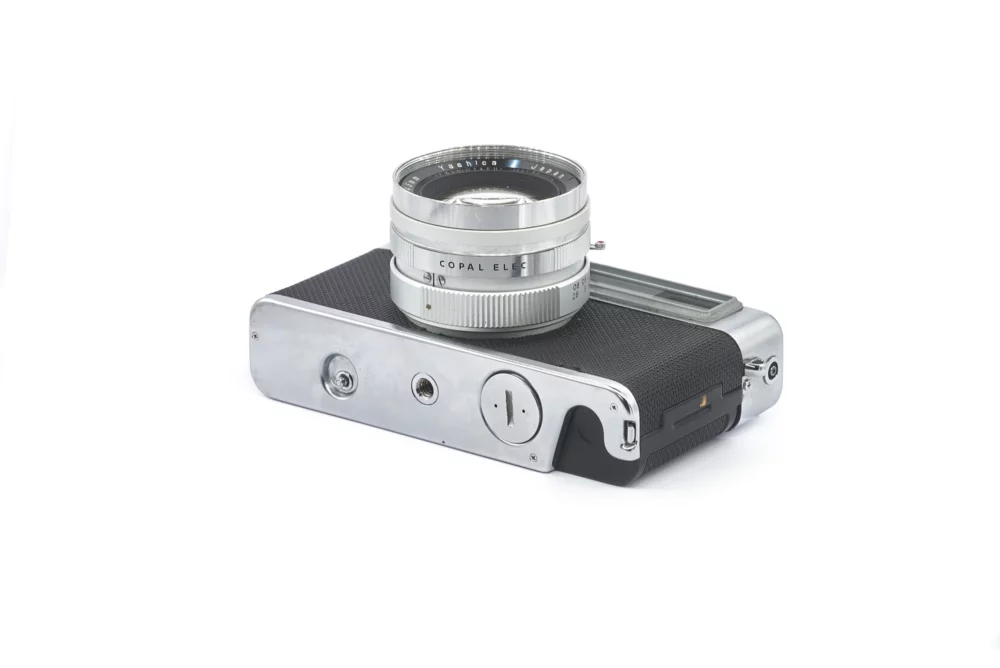 Yashica Electro 35 – Image 4