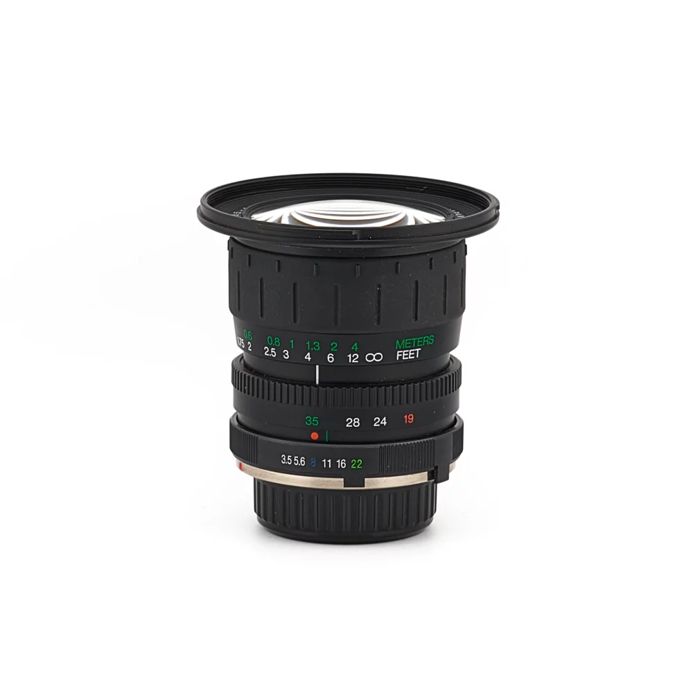 Cosina 19‑35 mm f/3.5‑4.5 – Minolta MD