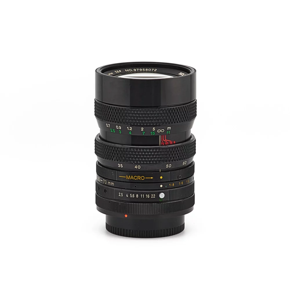 Soligor 35‑70 mm f/2.5‑3.5 – Canon FD