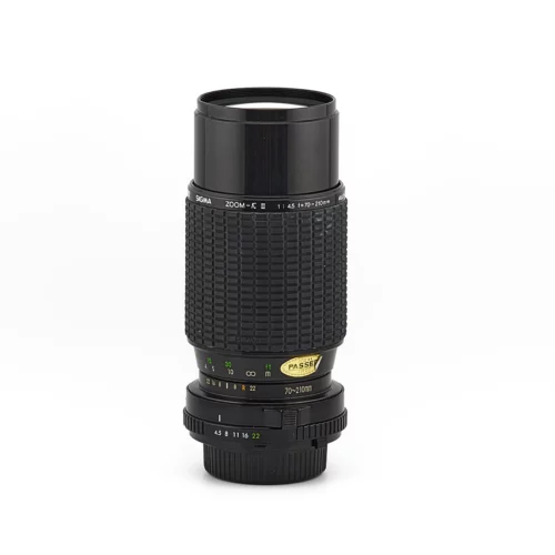Sigma 75‑210 mm f/3.5‑4.5 – Minolta MD