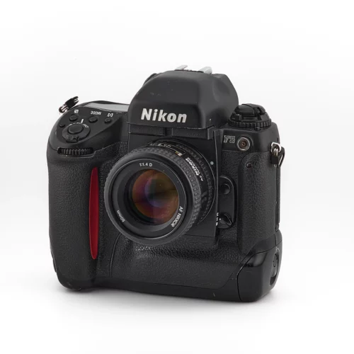 Nikon F5 – Nikkor 50 mm f/1.4