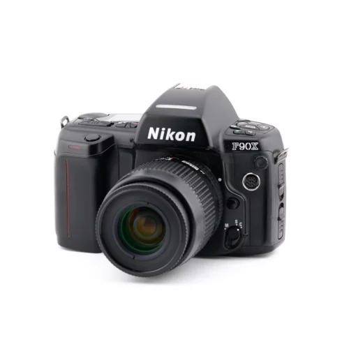 F90X - Nikkor 35-70 f/3.3-4.5 - MB-10