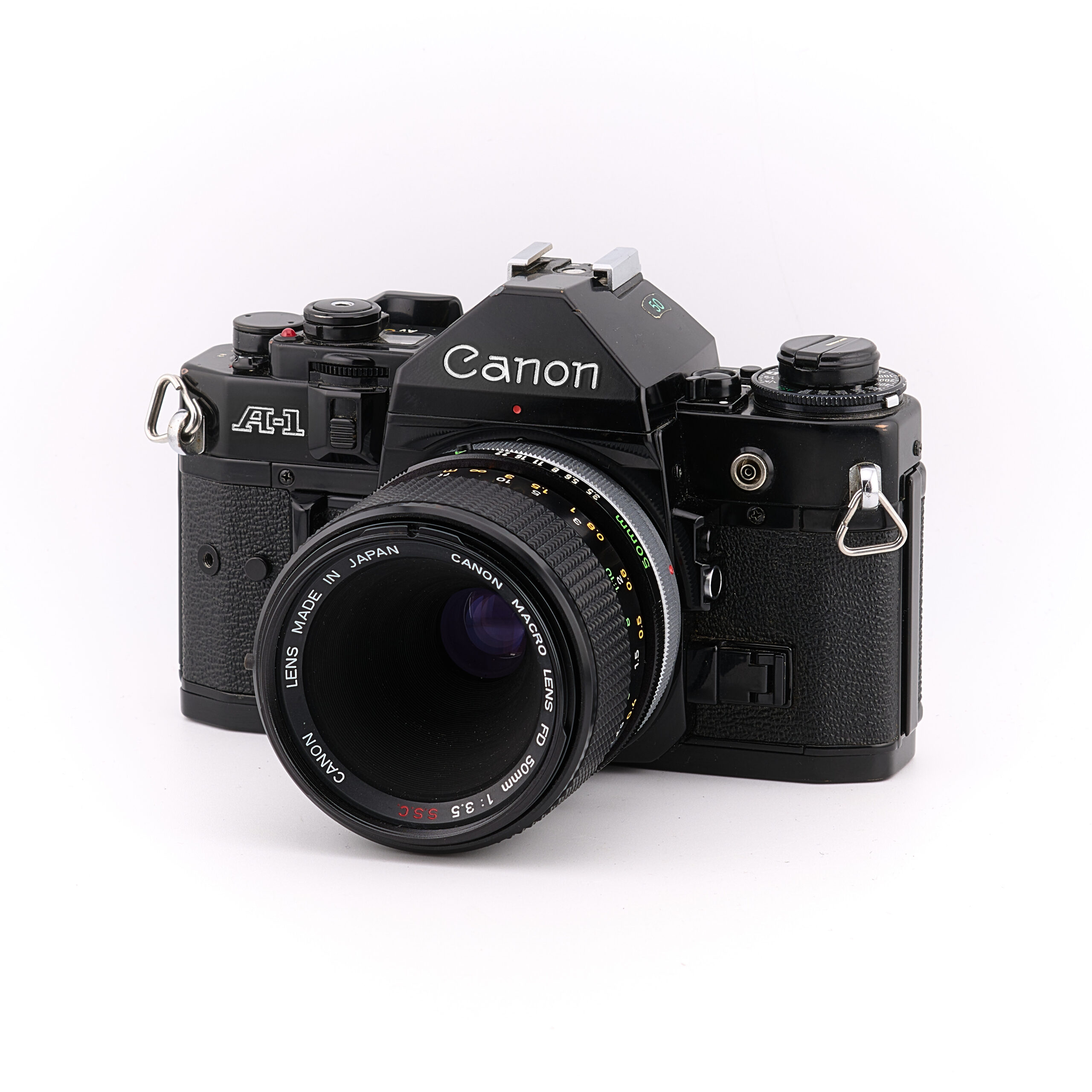 Canon A-1 — Canon Macro FD 50mm f/3.5 S.S.C. Canon A-1 — Canon Macro FD 50mm f/3.5 S.S.C. reconditionné (1)