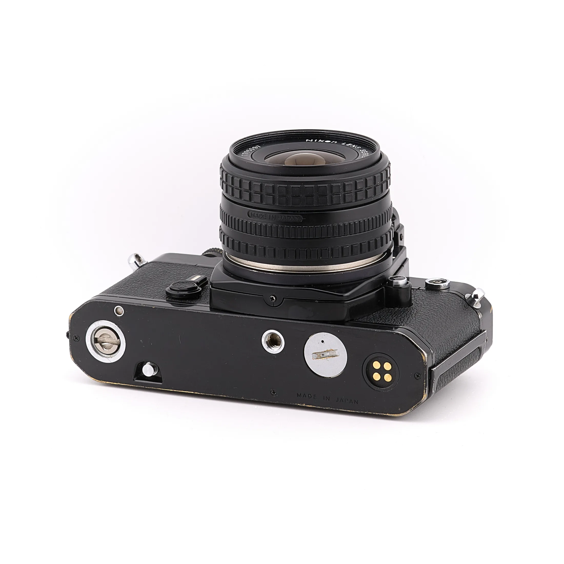 Nikon FM — Nikon Series E 28mm f/2.8 Nikon FM — Nikon Series E 28mm f/2.8 reconditionné (4)