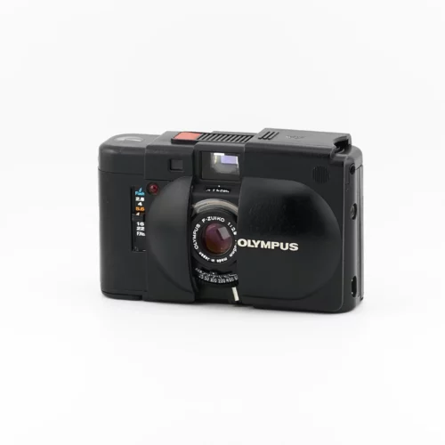 Olympus XA reconditionné (1)