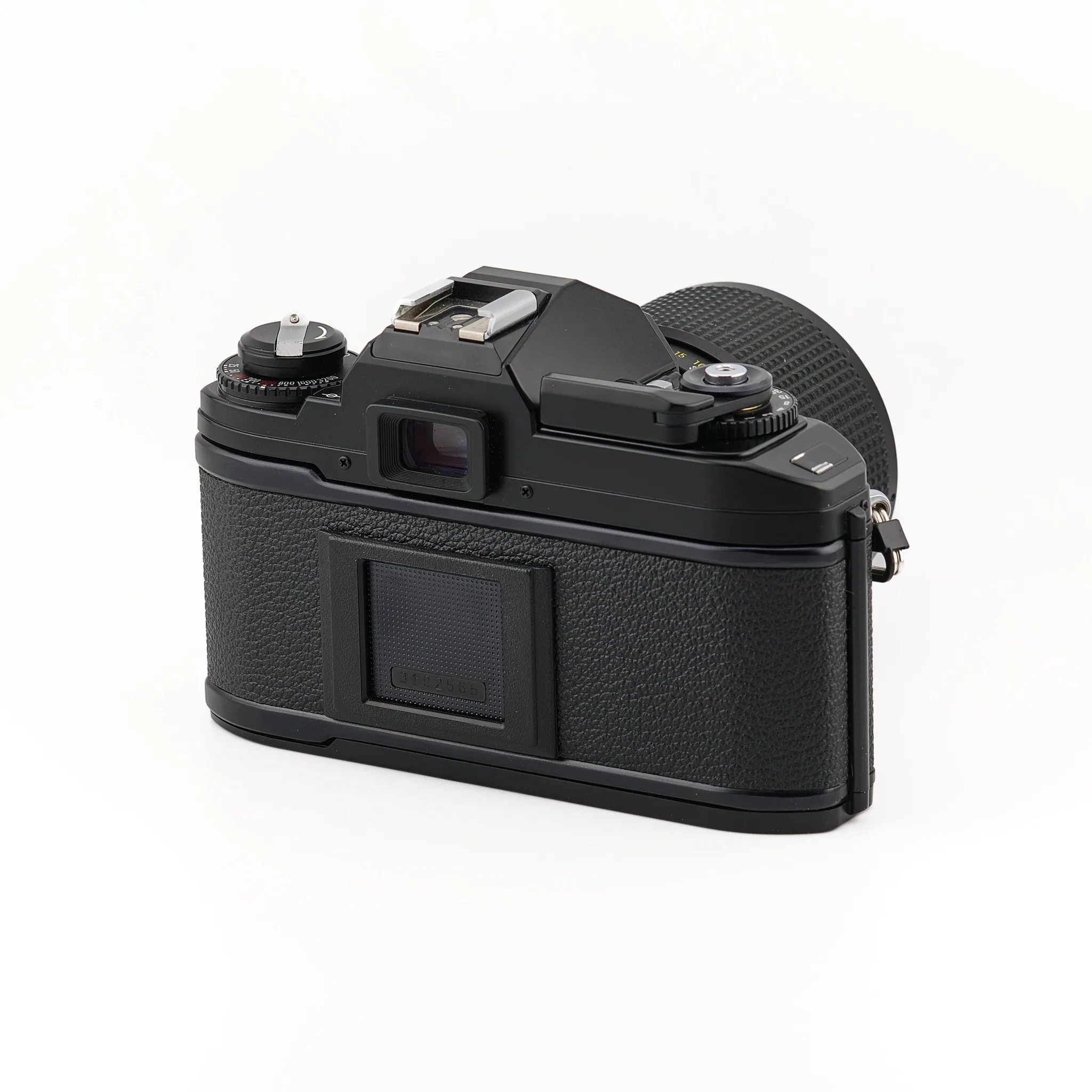 Nikon FG-20 — Nikon Series E 36-72mm f/3.5 Nikon FG-20 — Nikon Lens Series E Zoom 36-72mm f/3.5 reconditionné (2)