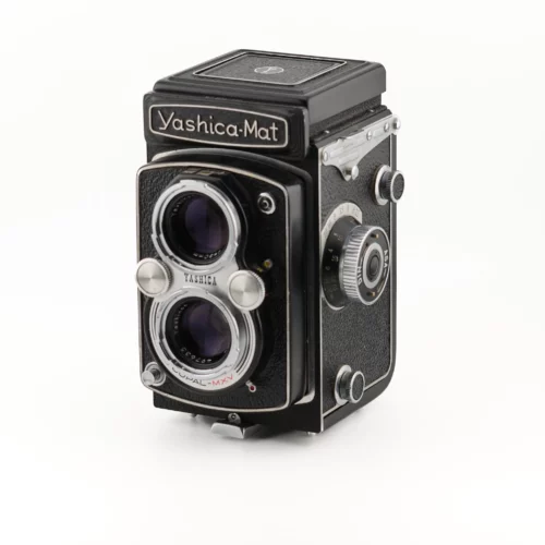 Yashica Mat reconditionné garanti 6 mois (1)